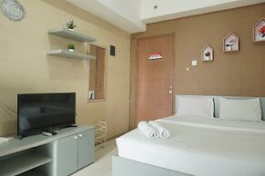 Comfort and Strategic Studio Apartment Margonda Residence 2 near UI