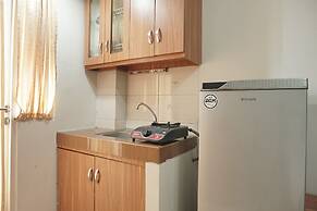 Cozy and Strategic Place Studio at Margonda Residence 4 Apartment