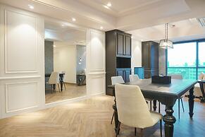 Luxurious 2BR Apartment at Casa Grande Residence