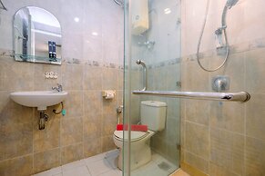 Nice and Comfort 2BR Metropark Condominium Apartment