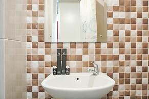 Cozy Living 1BR at Pakubuwono Terrace Apartment