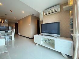 Deluxe & Well Appointed 2BR at El Royale Apartment