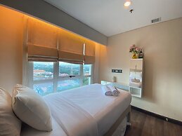 Deluxe & Well Appointed 2BR at El Royale Apartment