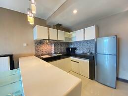 Deluxe & Well Appointed 2BR at El Royale Apartment