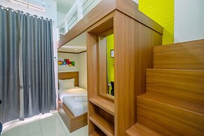 Comfort Studio with Bunk Bed at Dave Apartment