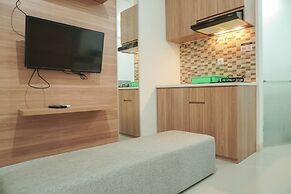 Lovely and Strategic Studio at Green Pramuka Apartment