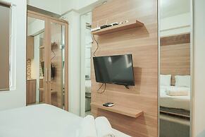 Lovely and Strategic Studio at Green Pramuka Apartment