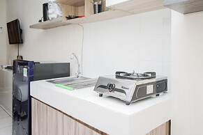 Lovely Studio Apartment M-Town Residence near Summarecon Mall