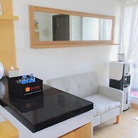 Comfortable 2BR at Emerald Bintaro Apartment