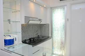 2BR Comfy Bassura City Apartment