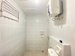 Comfy 2BR Apartment at Newton Residence near Tol Buah Batu