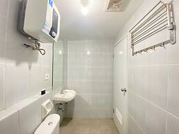 Comfy 2BR Apartment at Newton Residence near Tol Buah Batu