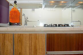 Homey Studio Pakubuwono Terrace Apartment