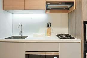 Luxurious Studio at Capitol Suites Apartment