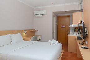 Comfort and Stylish Studio Signature Park Tebet Apartment