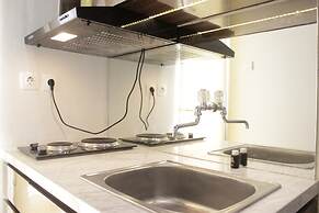 Modern & Relaxing 1BR Apartment at Parahyangan Residence near Parahyan