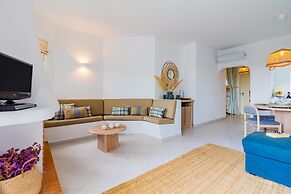 Clube Albufeira, Family Holidays with Pool View
