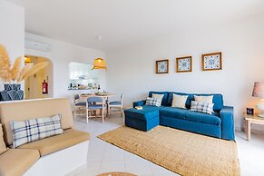 Clube Albufeira, Family Holidays with Pool View