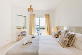 Clube Albufeira, Family Holidays with Pool View