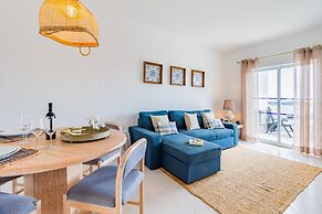 Clube Albufeira, Family Holidays with Pool View
