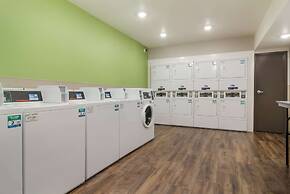 WoodSpring Suites Jacksonville - South