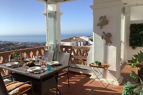 Pool Calahonda Palmeras With Sea View