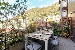 MyHomeInComo - Art Design Suites