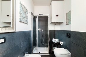 MyHomeInComo - Art Design Suites