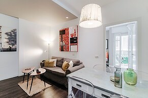 MyHomeInComo - Art Design Suites