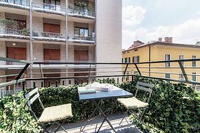 MyHomeInComo - Art Design Suites