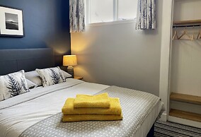 Wee Bunker - Central Location