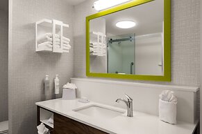 Hampton Inn by Hilton Carefree