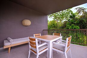 Botanika Osa Peninsula, Curio Collection by Hilton