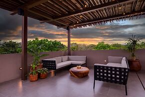 Botanika Osa Peninsula, Curio Collection by Hilton