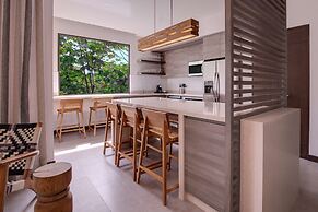 Botanika Osa Peninsula, Curio Collection by Hilton