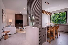 Botanika Osa Peninsula, Curio Collection by Hilton