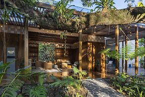 Botanika Osa Peninsula, Curio Collection by Hilton