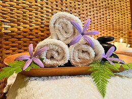 Botanika Osa Peninsula, Curio Collection by Hilton