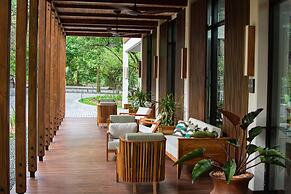 Botanika Osa Peninsula, Curio Collection by Hilton