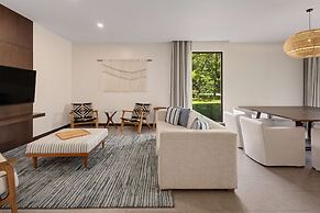 Botanika Osa Peninsula, Curio Collection by Hilton