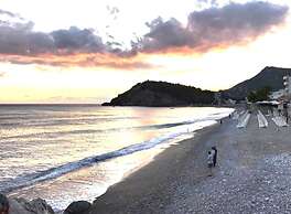 Spectacular sea View 4-bed Duplex Apartment