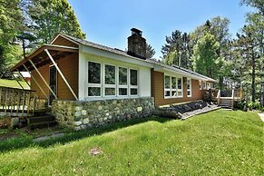 Butler's Bay Teal Lake Cabin