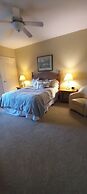 Unit 411a 1 BD/ 1 BA Condo
