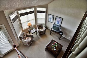 Unit 302 2 BD/ 2 BA Condo