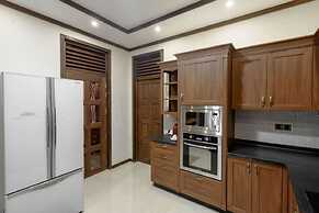 Alafehi Retreat - Private 3-Bedroom Villa with Pool