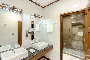 Alafehi Retreat - Private 3-Bedroom Villa with Pool