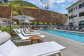 Cambria Hotel Calabasas - Malibu