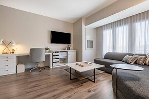 Cambria Hotel Calabasas - Malibu