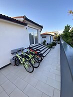 Stunning 3-bedroom Villa With a Private Pool-pula