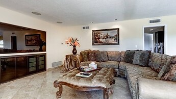 Fountain Hills Gem With Pool and Great Views!